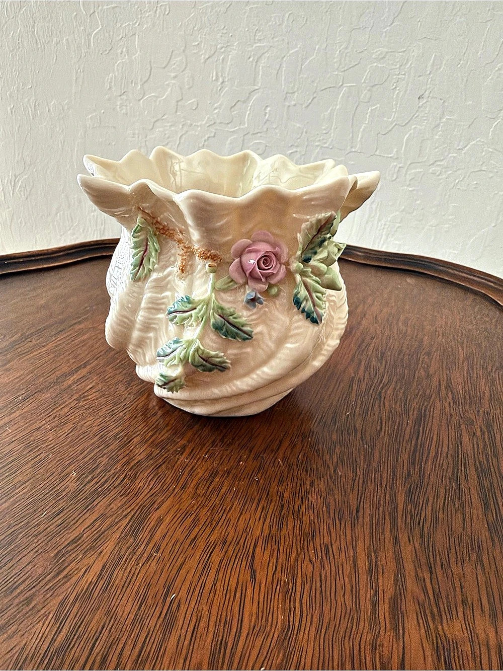 Belleek Carlingford Swirl Vase, Floral Ceramic